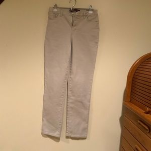 Gloria Vanderbilt Amanda Tan Jeans (Size 4)